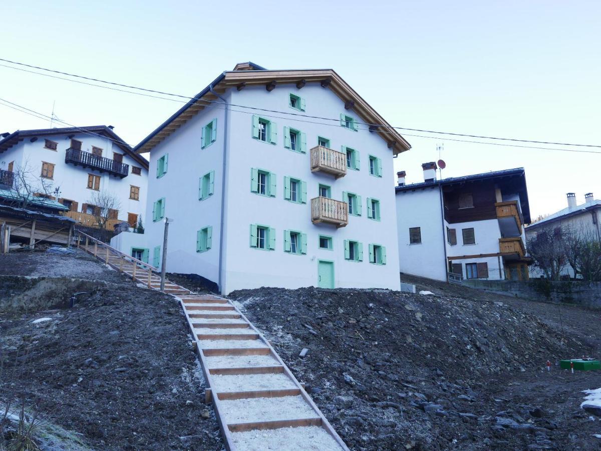 La Rocia 2 Apartment Rocca Pietore Luaran gambar